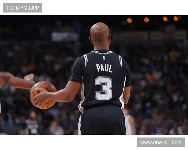 克里斯·保罗挡拆为布克创造率较上季提升