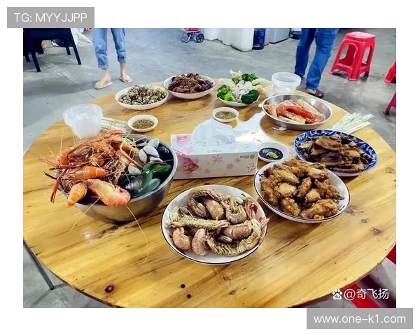 张志磊在家吃顿饭，比普通人一个月工资还贵