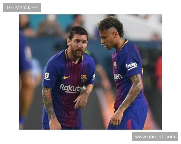 德布劳内 vs 哈维：中场组织核心历史地位对比分析